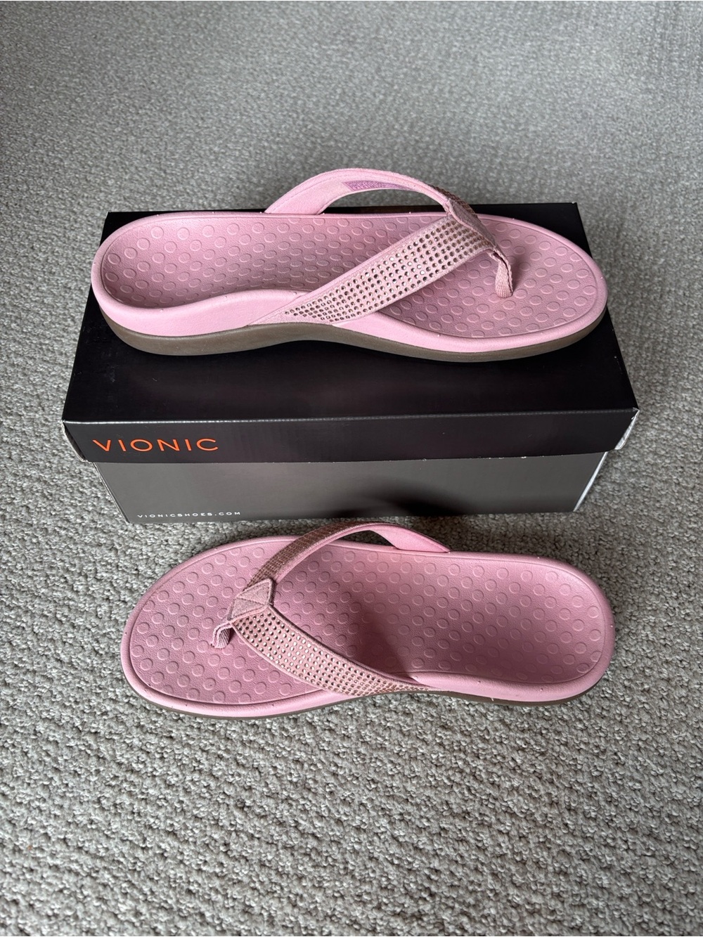 Vionic Tide Rhinestone Women's Thong Sandal with Textured Footbed💗